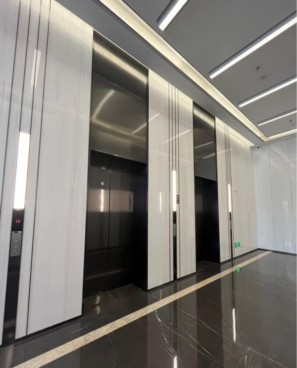 陜西迪博電子科技有限公司4臺(tái)乘客電梯3臺(tái)載貨電梯